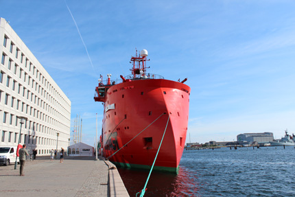 Esvagt Aurora ved Esplanaden august 2012